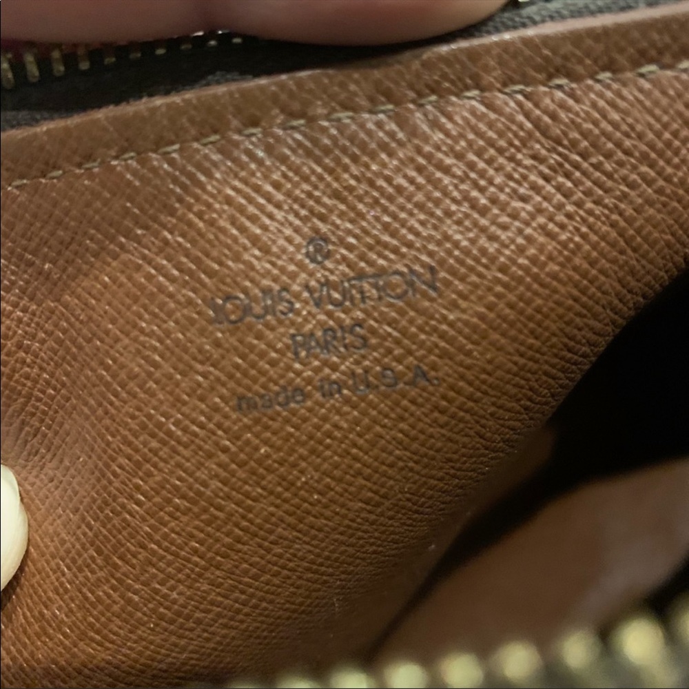 Louis Vuitton Monogram Papillon (Large Size) - Picture 4 of 8